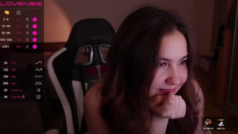 Snapshot of jia_lisaa chatting on 4, 2, 2025 jia_lisaa online show from 4, 2, 2025