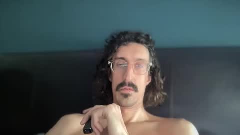 Snapshot of jiggz1986 chatting on 11, 2, 2026 Jigz1986 online show from 11, 2, 2026