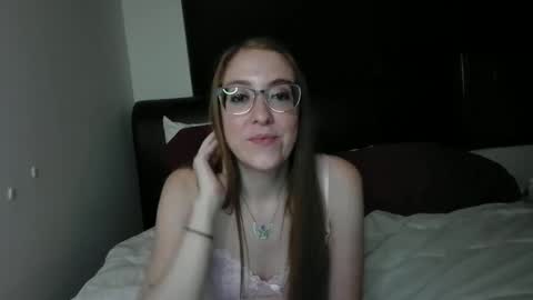 Snapshot of jilliangiselle chatting on 3, 3, 2026 jilliangiselle online show from 3, 3, 2026