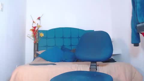 Snapshot of jim_whitte chatting on 19, 12, 2024 Jim Whitte online show from 19, 12, 2024