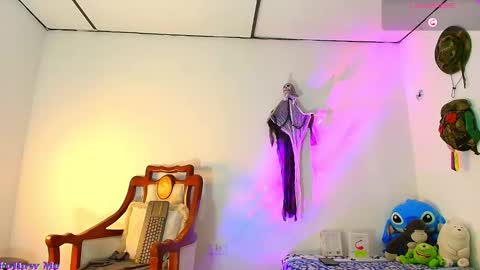 Jimm  Independent Model  online show from 27, 11, 2025