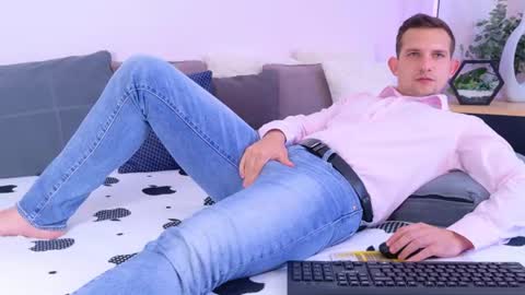 Snapshot of jimmy_doss chatting on 19, 6, 2026 Jimmy online show from 19, 6, 2026