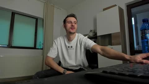 Snapshot of jimmys_style chatting on 3, 10, 2025 AlphaJimmy online show from 3, 10, 2025