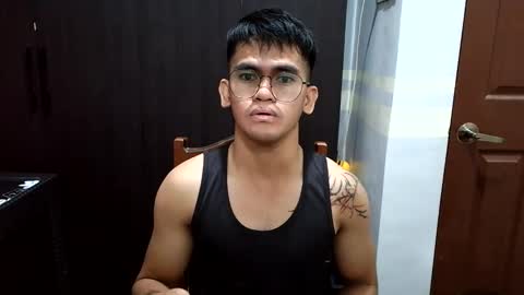 Snapshot of jippy05 chatting on 15, 5, 2026 jippy05 online show from 15, 5, 2026