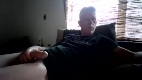 Snapshot of jizzmitten5 chatting on 9, 7, 2026 jizzmitten5 online show from 9, 7, 2026