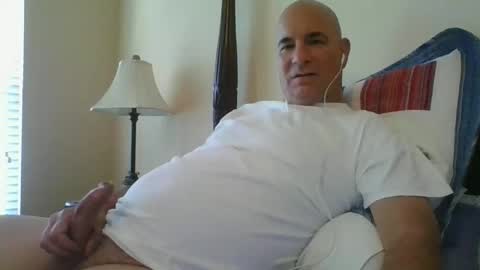 Snapshot of jmichael50 chatting on 28, 11, 2025 jmichael50 online show from 28, 11, 2025