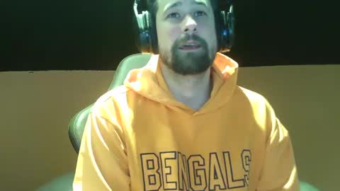 Lets cum  online show from 27, 1, 2025