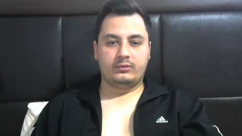 Snapshot of jnsnw chatting on 1, 1, 2025 jnsnw online show from 1, 1, 2025