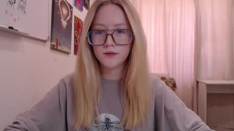 joan_kiss online show from 26, 3, 2026