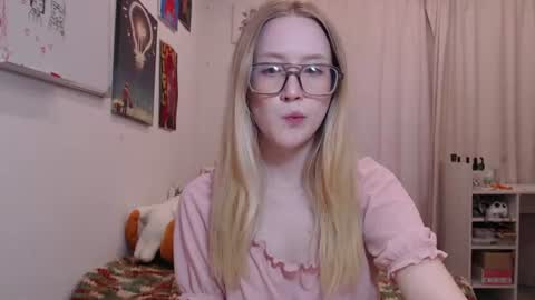 Snapshot of joan_kiss chatting on 22, 6, 2026 joan_kiss online show from 22, 6, 2026