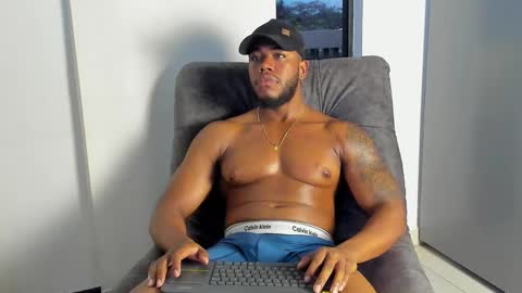 Snapshot of joan_saenz chatting on 29, 12, 2024 JOAN SAENZ online show from 29, 12, 2024