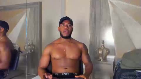 Snapshot of joan_saenz chatting on 29, 1, 2025 JOAN SAENZ online show from 29, 1, 2025