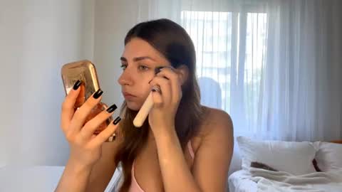 Snapshot of joandonelly chatting on 12, 7, 2026 Bella online show from 12, 7, 2026