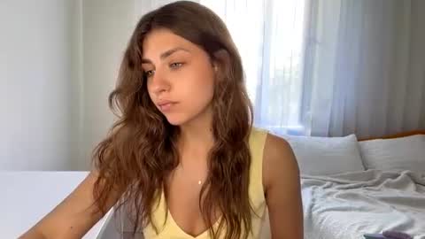 Snapshot of joandonelly chatting on 28, 7, 2026 Bella online show from 28, 7, 2026