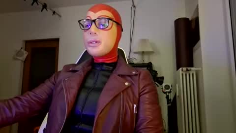 Snapshot of joanesxfree chatting on 13, 11, 2025 The sweetest toy online show from 13, 11, 2025