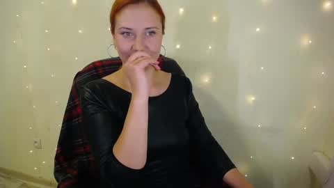 Snapshot of joanne_star chatting on 23, 10, 2025 SweetGinger online show from 23, 10, 2025