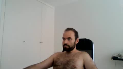 Snapshot of joaodias_18 chatting on 2, 6, 2026 joaodias_18 online show from 2, 6, 2026