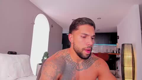 joe_esthetic online show from 6, 10, 2025