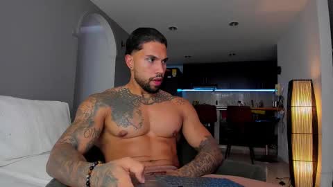 joe_esthetic online show from 11, 10, 2025