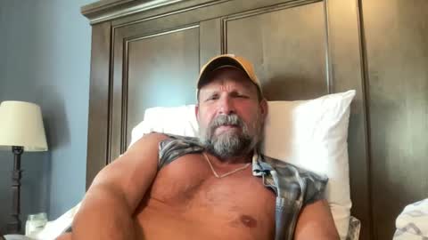 Snapshot of joestros chatting on 8, 10, 2025 joestros online show from 8, 10, 2025