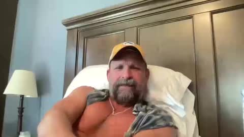 Snapshot of joestros chatting on 10, 10, 2025 joestros online show from 10, 10, 2025