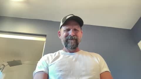 Snapshot of joestros chatting on 1, 11, 2025 joestros online show from 1, 11, 2025