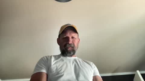 Snapshot of joestros chatting on 25, 4, 2026 joestros online show from 25, 4, 2026