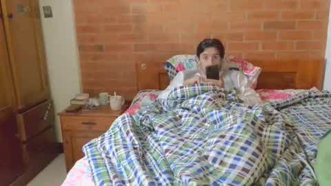 johan70nsexy online show from 1, 4, 2026