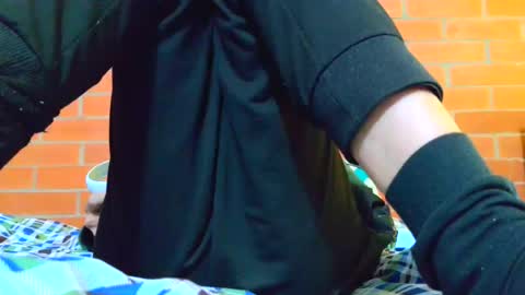 Snapshot of johan70nsexy chatting on 17, 6, 2026 johan70nsexy online show from 17, 6, 2026