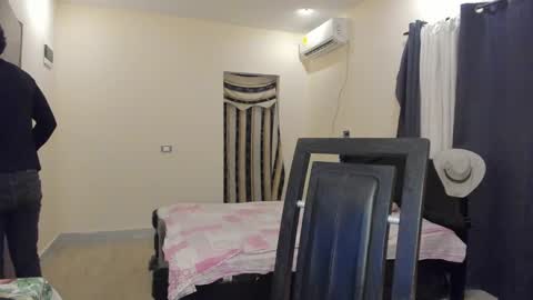 Johan Beley online show from 25, 2, 2025