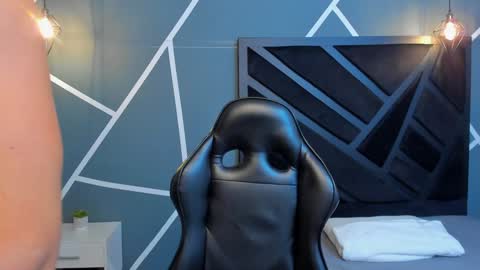 Johan Williams online show from 10, 12, 2024