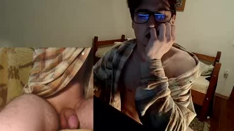 Snapshot of john_x00 chatting on 20, 4, 2026 John online show from 20, 4, 2026