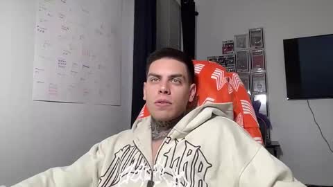 Snapshot of johnafterdark chatting on 3, 4, 2026 JAXX online show from 3, 4, 2026