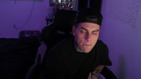 Snapshot of johnafterdark chatting on 3, 5, 2026 JAXX online show from 3, 5, 2026
