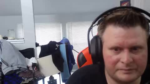 johnfernandez784 online show from 15, 4, 2026