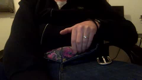 Snapshot of johnjerkof chatting on 19, 2, 2025 johnjerkof online show from 19, 2, 2025