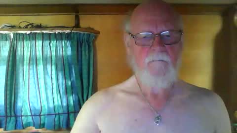 Snapshot of johnjuly1948 chatting on 9, 6, 2026 johnjuly1948 online show from 9, 6, 2026