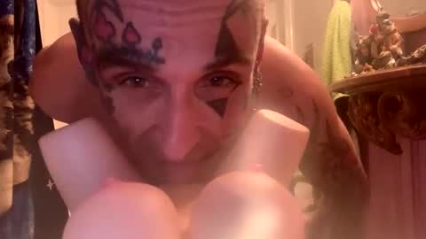 johnnyct36 online show from 8, 3, 2025