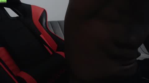 Snapshot of johnnydolce50 chatting on 22, 12, 2024 MASTER OF SUBS BETA SLAVES online show from 22, 12, 2024