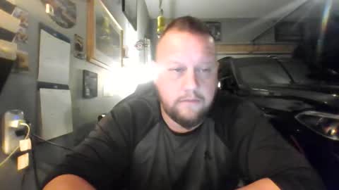 Snapshot of johnnydub3685 chatting on 1, 11, 2025 johnnydub3685 online show from 1, 11, 2025