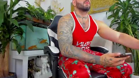 Snapshot of johnnygrayson_ chatting on 18, 4, 2026 JOHNNY online show from 18, 4, 2026