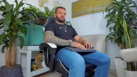 Snapshot of johnnygrayson_ chatting on 22, 4, 2026 JOHNNY online show from 22, 4, 2026