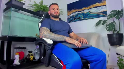 Snapshot of johnnygrayson_ chatting on 24, 5, 2026 JOHNNY online show from 24, 5, 2026