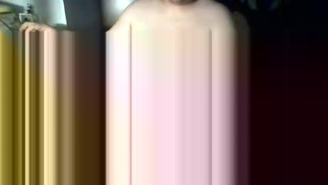 Snapshot of johnnyl1999 chatting on 14, 2, 2025 johnnyl1999 online show from 14, 2, 2025