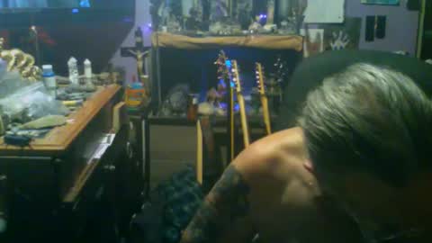 johnnyshung1 online show from 29, 11, 2025