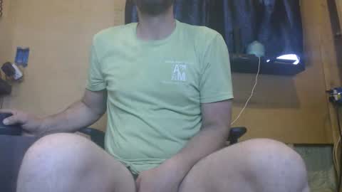 Snapshot of johnplayer23 chatting on 13, 4, 2026 johnplayer23 online show from 13, 4, 2026