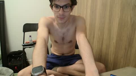 Snapshot of johnresmain chatting on 4, 4, 2026 johnresmain online show from 4, 4, 2026