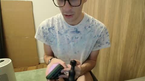Snapshot of johnresmain chatting on 23, 5, 2026 johnresmain online show from 23, 5, 2026