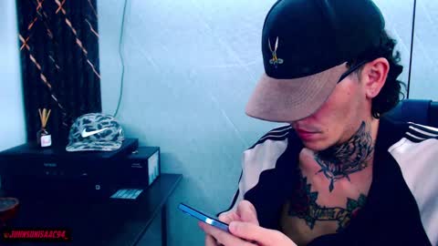 johnsonisaac94  online show from 25, 2, 2025