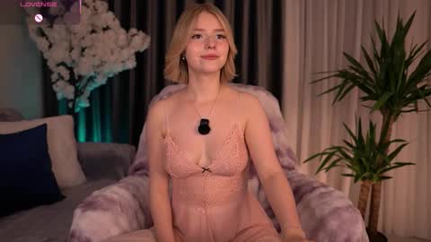 Paula online show from 21, 9, 2025